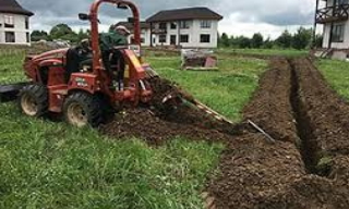 Копка траншей для водопровода в Курчатове: цена за метр от 950 руб.